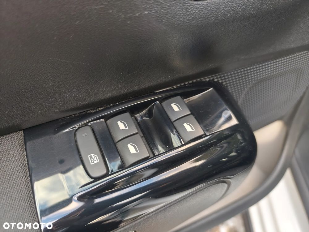 Citroën C3 1.6 BlueHDi Feel S&S - 18