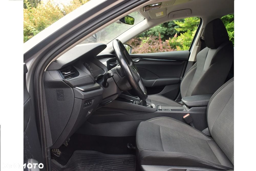 Skoda Octavia 2.0 TDI Style - 6