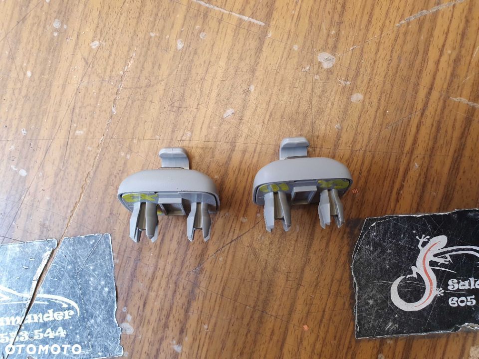 Uchwyt 8E0857563 Mocowanie Słonecznik Haczyk Podsufitka PlatinHell Aqua Osłona Słoneczna Daszek AUDI A4 B6 B7 - 7