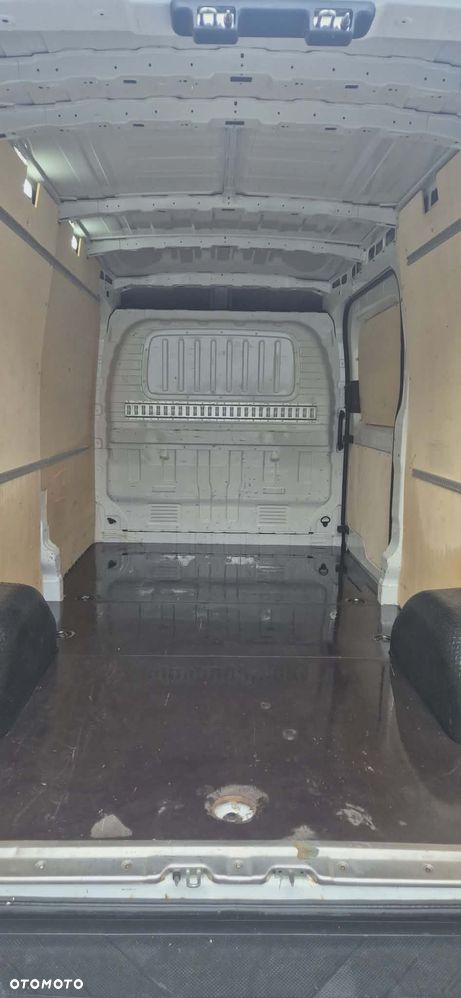 Maxus Deliver 9 - 8
