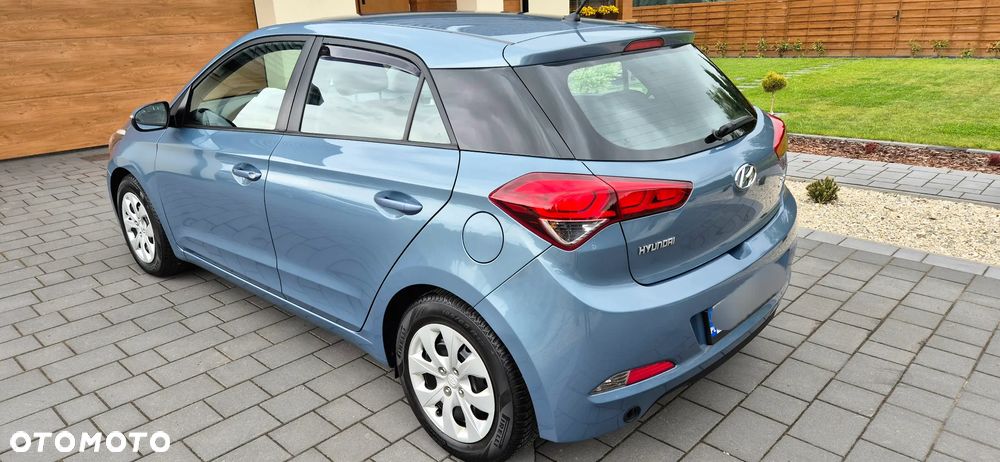 Hyundai i20 1.2 BlueDrive Comfort - 12