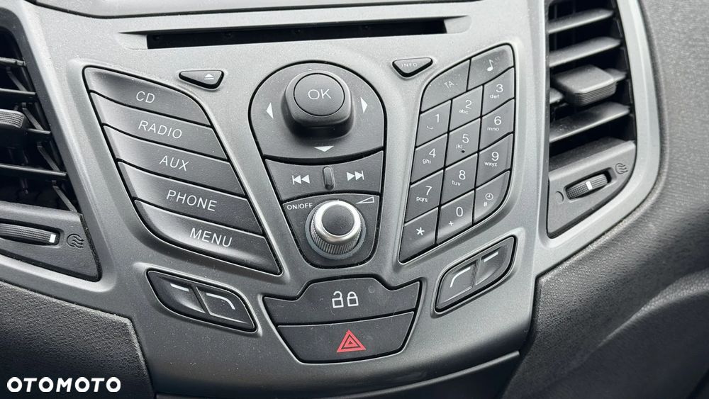 Ford Fiesta - 8