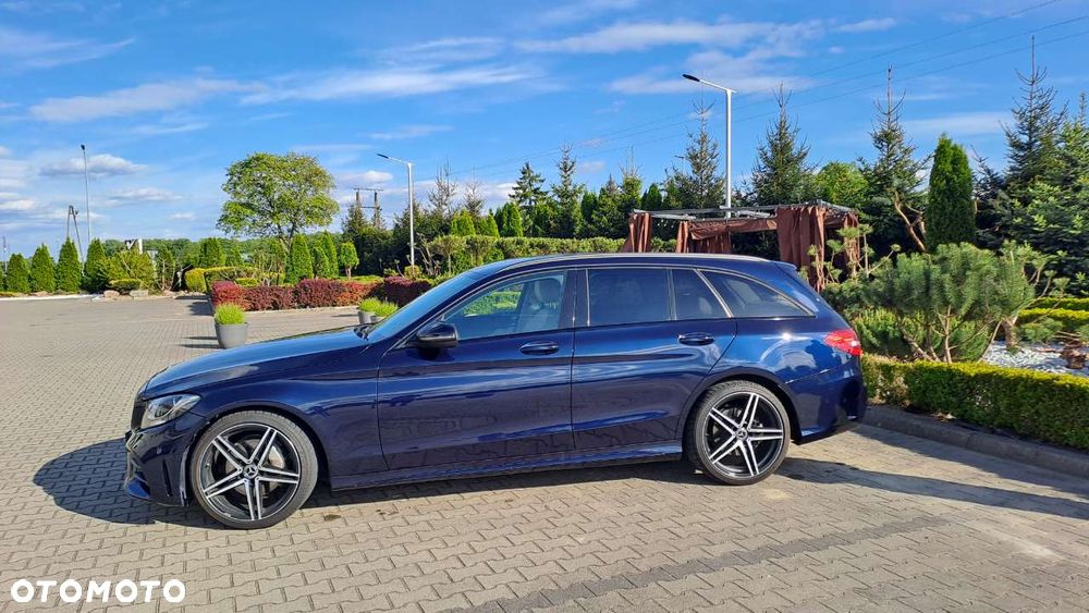 Mercedes-Benz Klasa C 300 d 9G-TRONIC - 2