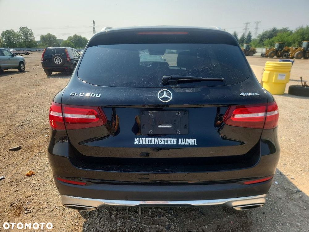 Mercedes-Benz GLC 300 4Matic 9G-TRONIC - 6
