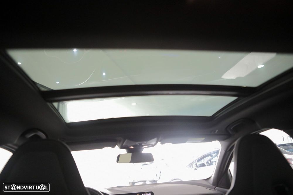 BMW 118 d Pack Desportivo M Pro - 36