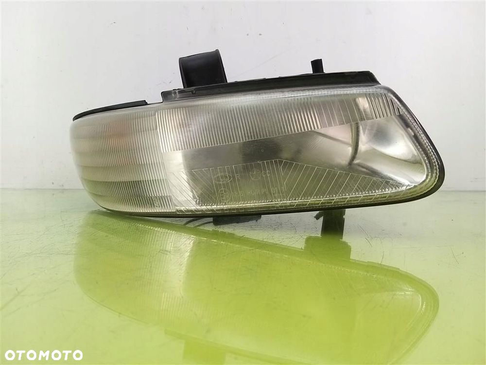 Reflektor lampa przód prawa Chrysler Voyager III 2,5 D 95-00 R 04576312AB - 7