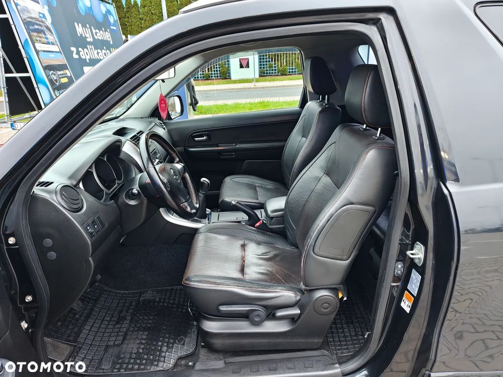 Suzuki Grand Vitara - 12