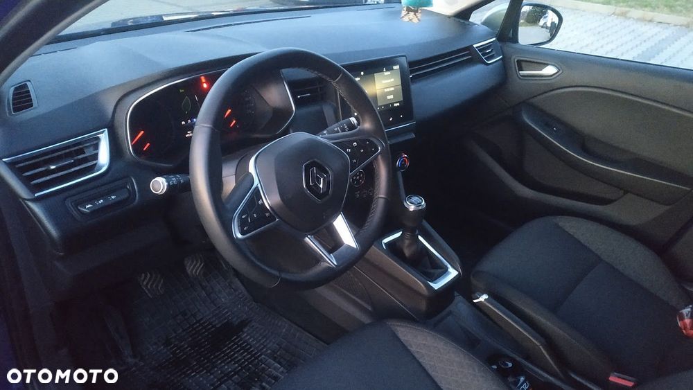 Renault Clio - 6