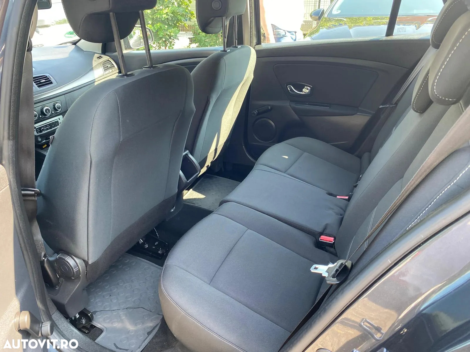 Renault Megane 1.5 dCi Dynamique - 6