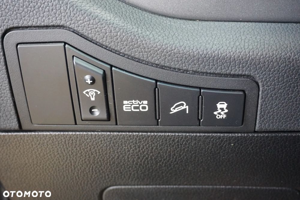 Kia Sportage 2,0 CRDI AWD Spirit - 38