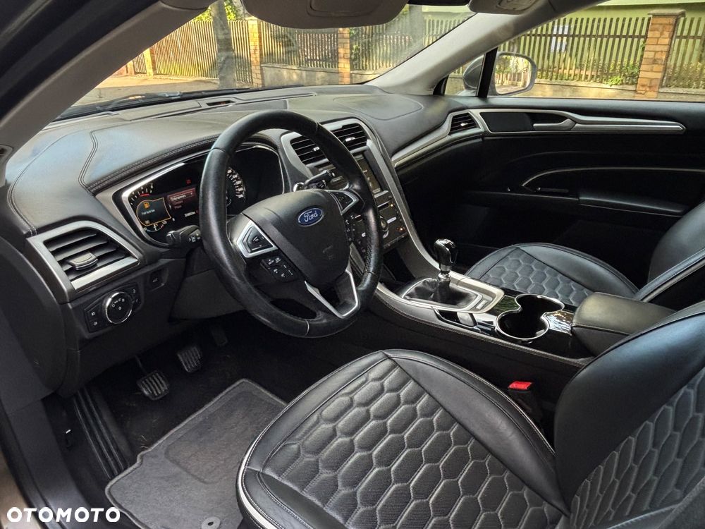 Ford Mondeo 2.0 TDCi Start-Stopp Vignale - 21