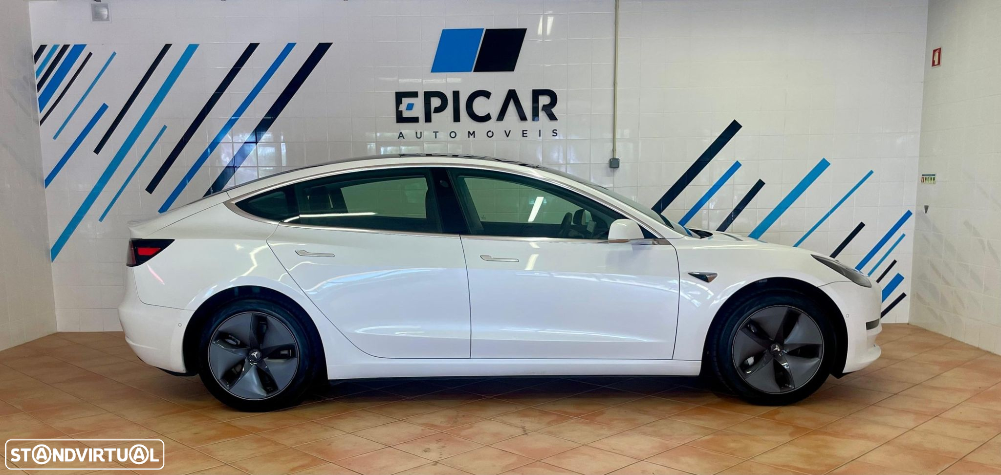Tesla Model 3 Standard Range Plus RWD - 6