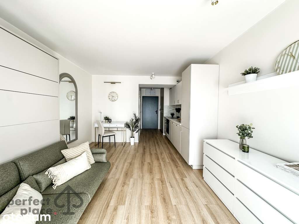 Gaj_kawalerka_pierwszy najem_balkon_msc. post.