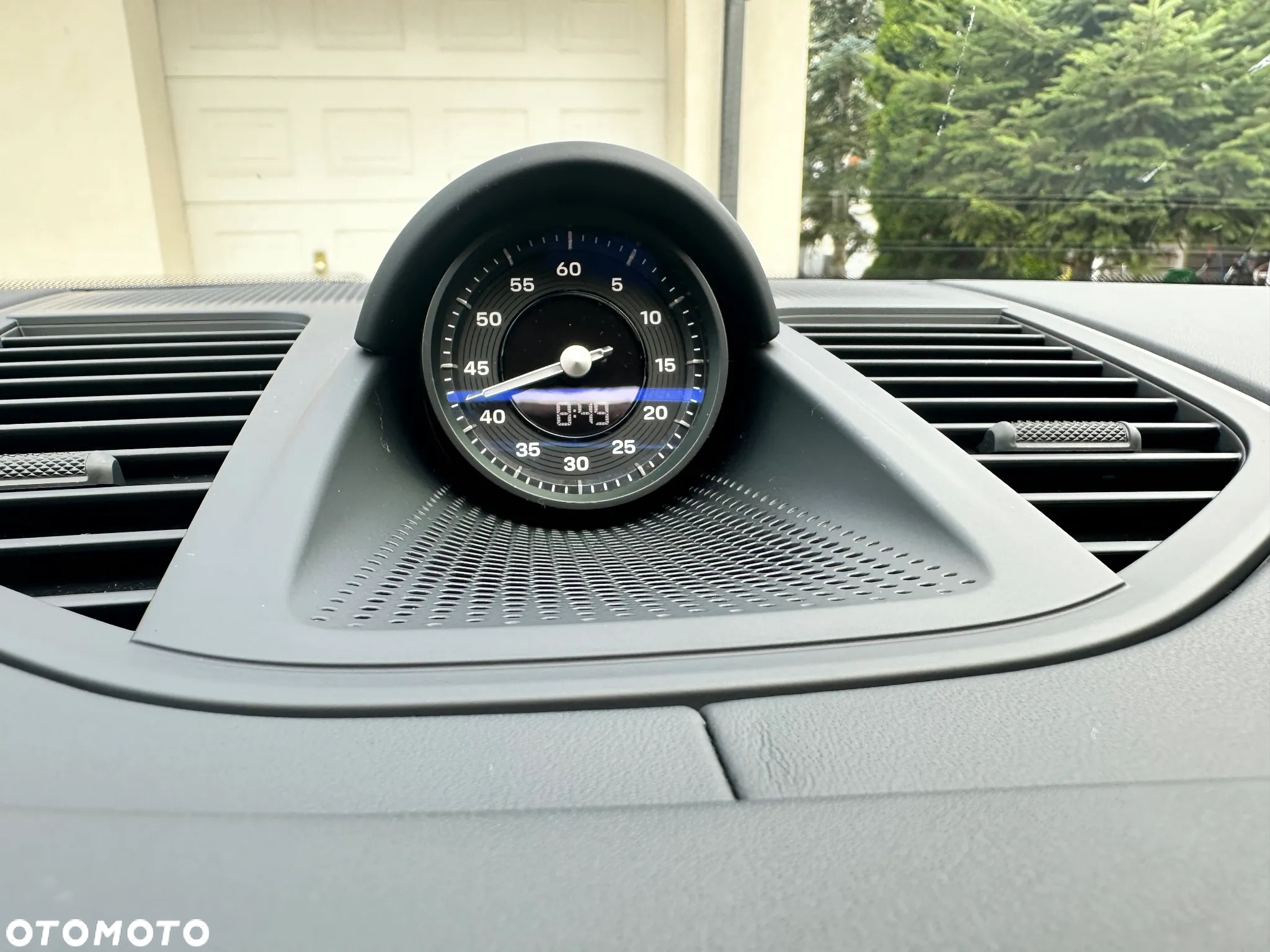 Porsche Panamera 4 E-Hybrid PHEV - 31
