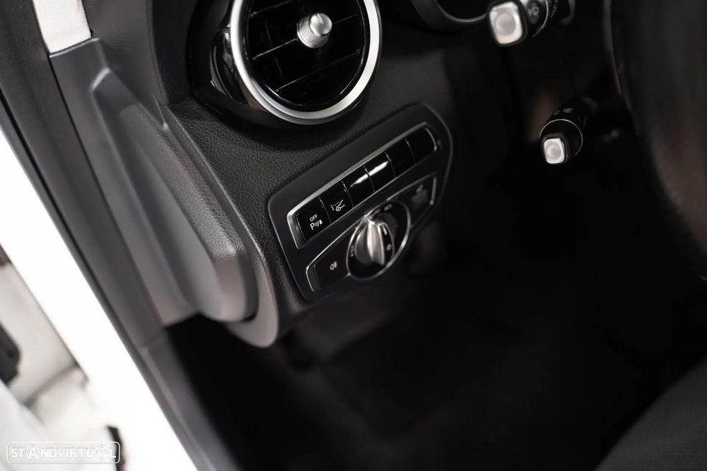 Mercedes-Benz C 250 CDi Avantgarde BlueEfficiency Aut. — fotografia 18