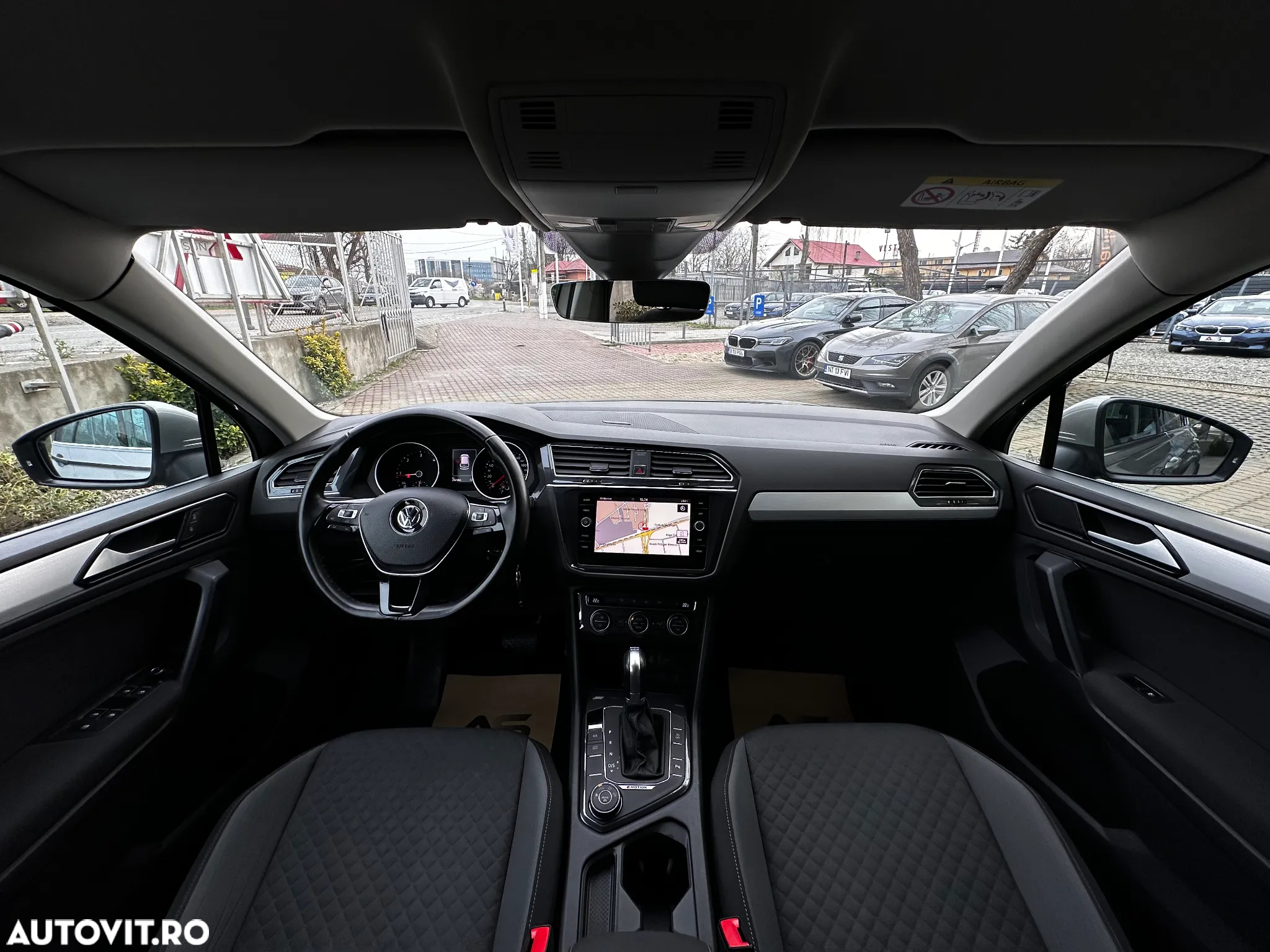 Volkswagen Tiguan 2.0 TDI SCR 4MOTION DSG R-Line - 20