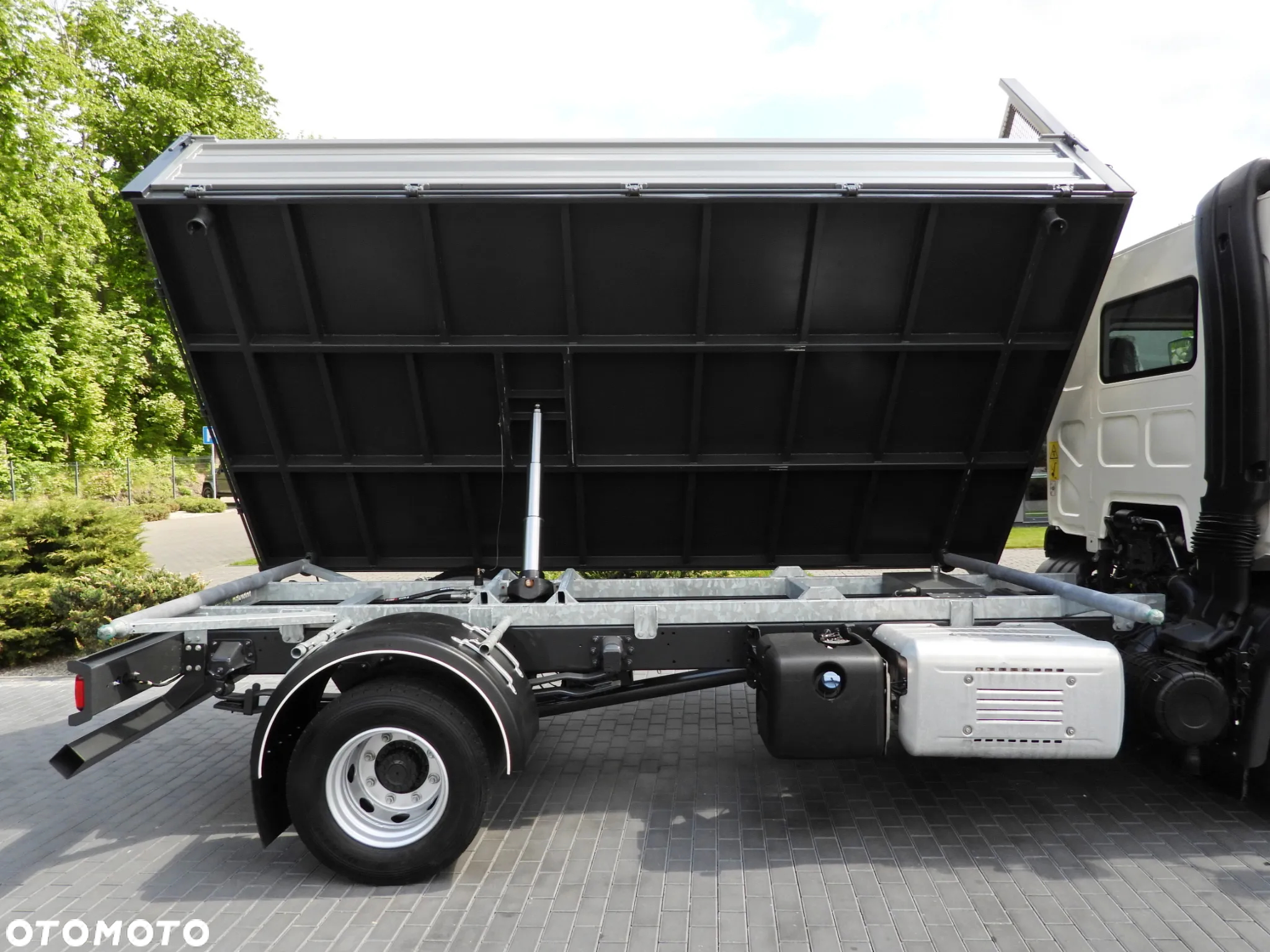 DAF LF 180 WYWROTKA TRÓJSTRONNA TEMPOMAT LEDY AUTOMAT BLIŹNIACZE KOŁA KLIMATYZACJA 180KM [ 435885 ] - 20