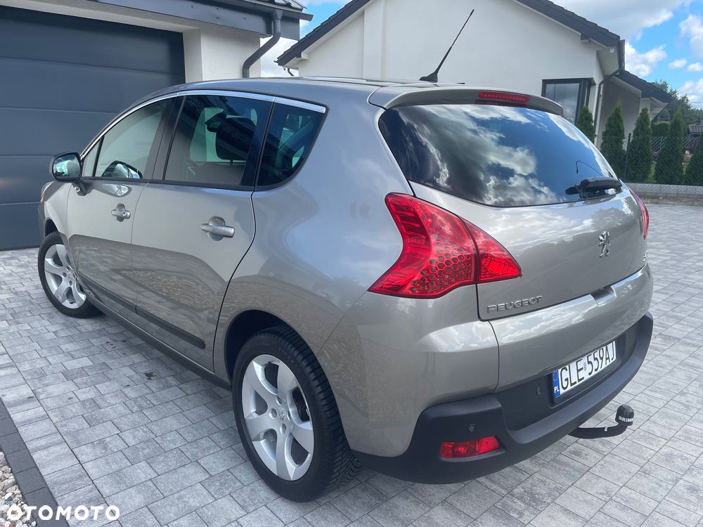 Peugeot 3008 2.0 HDi Premium - 9