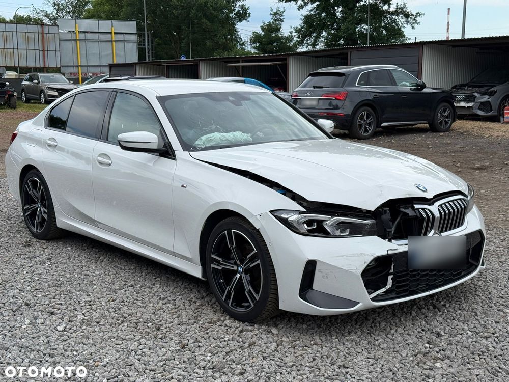 BMW Seria 3 318i M Sport - 12