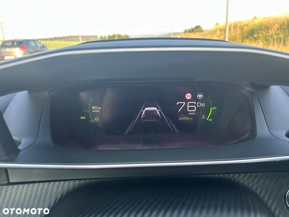 Peugeot 2008 1.2 PureTech GT S&S EAT8 - 23