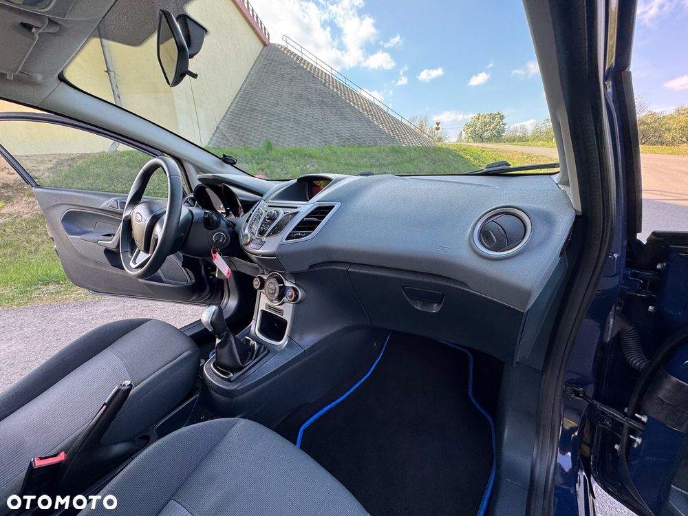 Ford Fiesta - 33