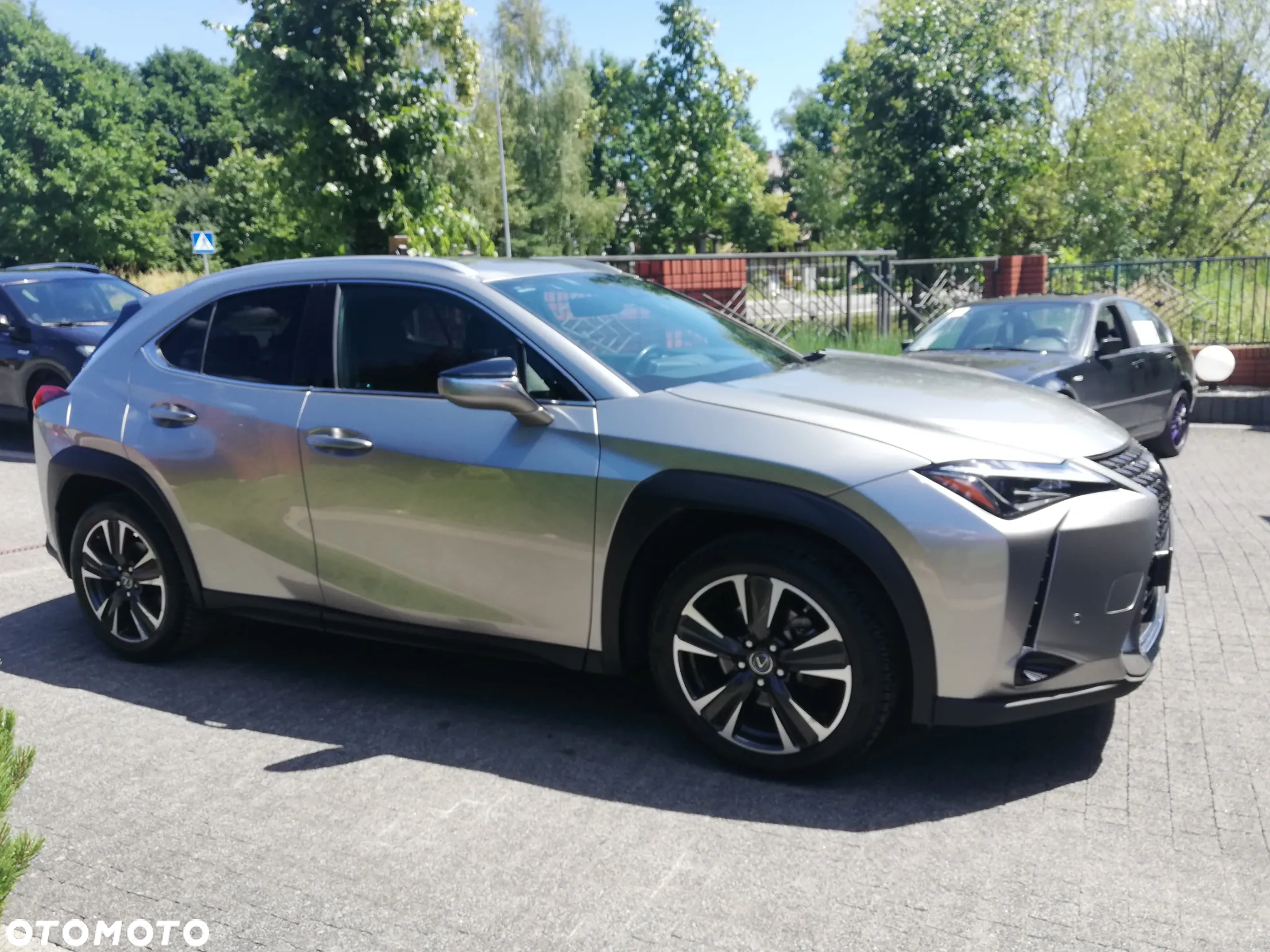 Lexus UX - 2
