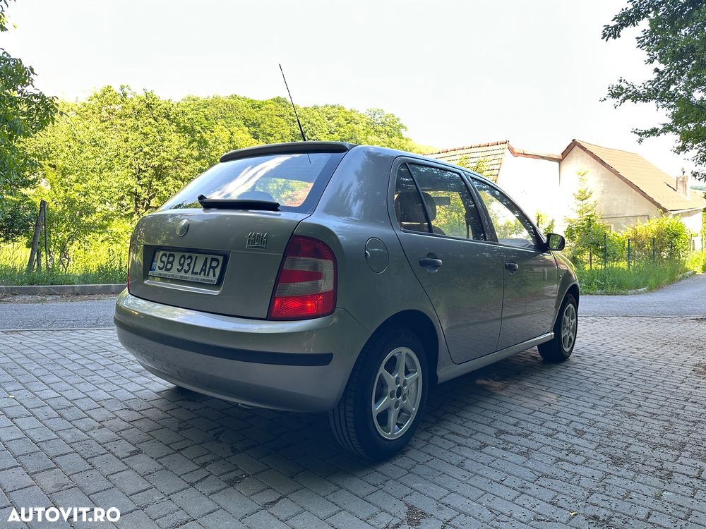 Skoda Fabia - 4