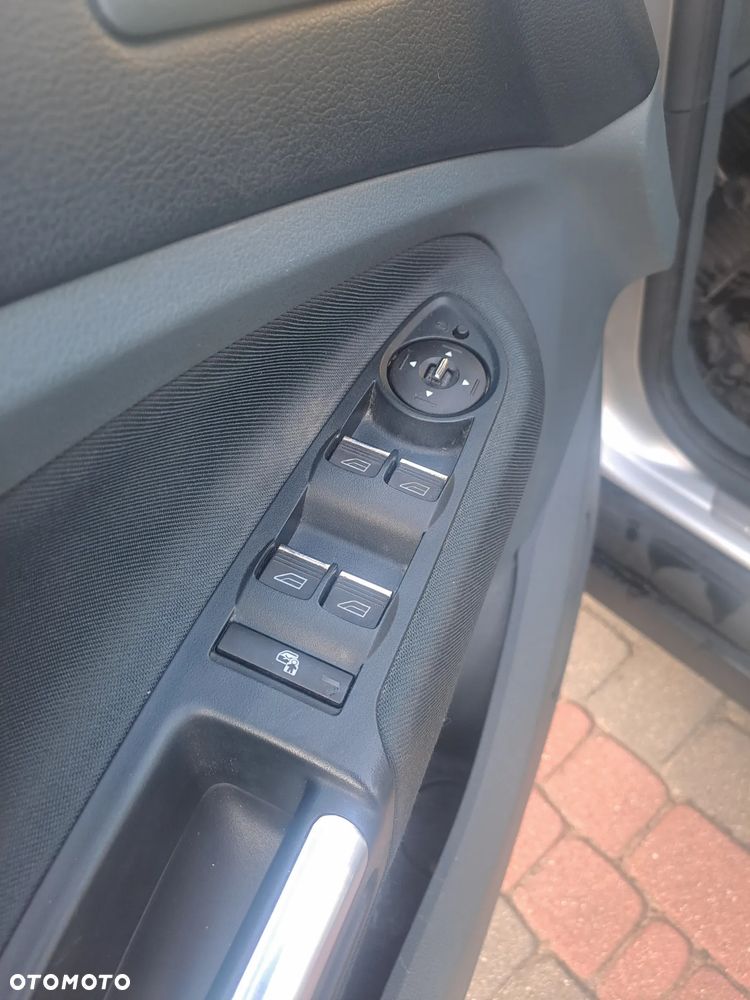 Ford C-MAX - 13