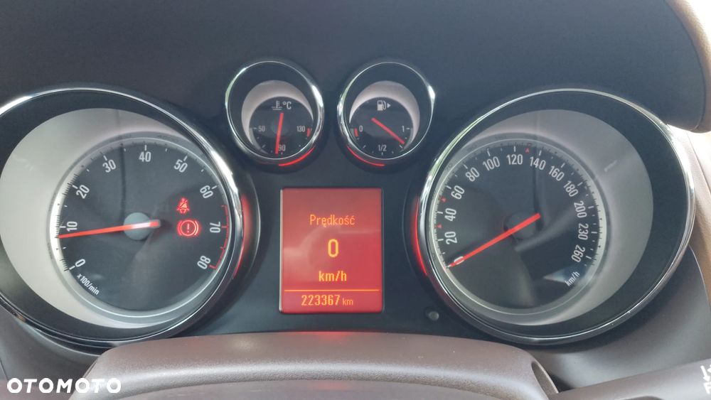 Opel Zafira 1.4 T Cosmo EU6 - 11