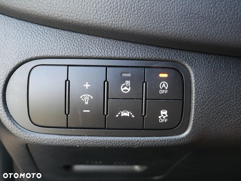 Kia Carens 1.7 CRDi 136 Dream Team Edition - 20