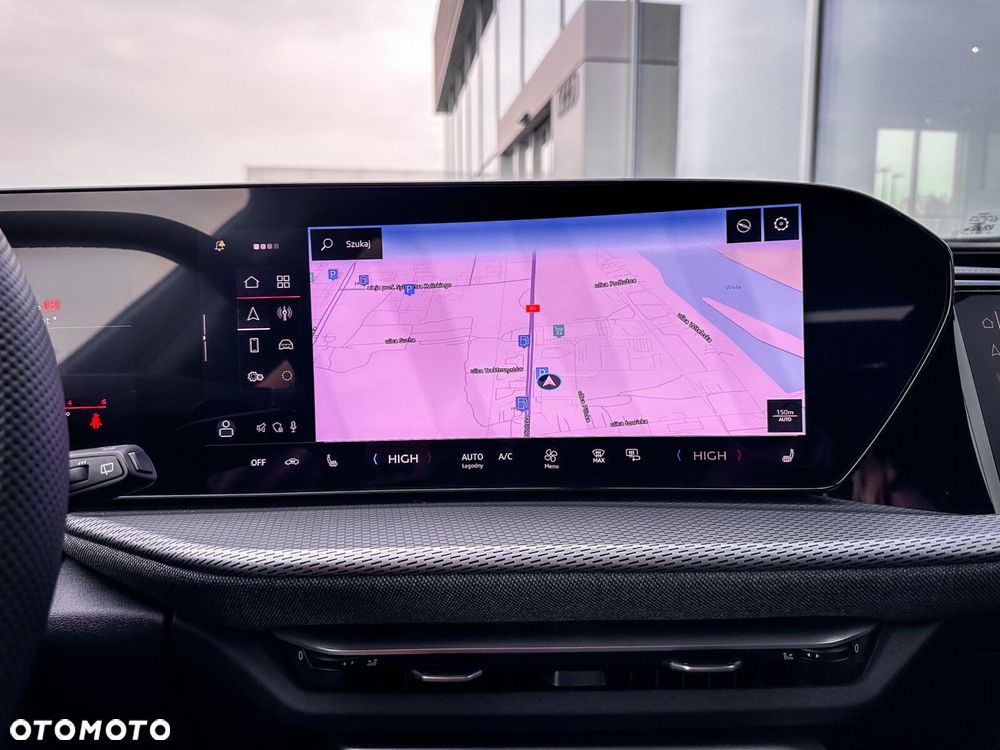 Audi Q5 Sportback - 25