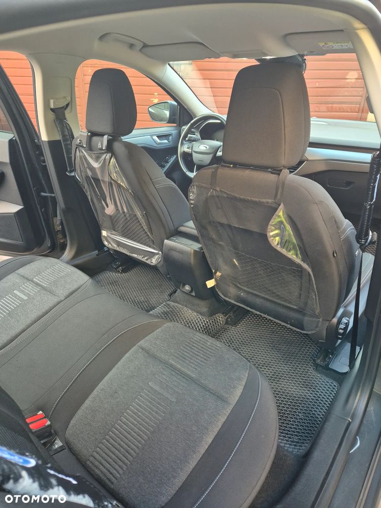 Ford Focus 1.0 EcoBoost Active - 19
