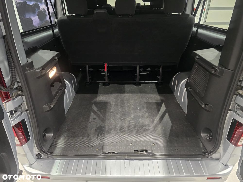 Renault Trafic 2.0 dCi - 8