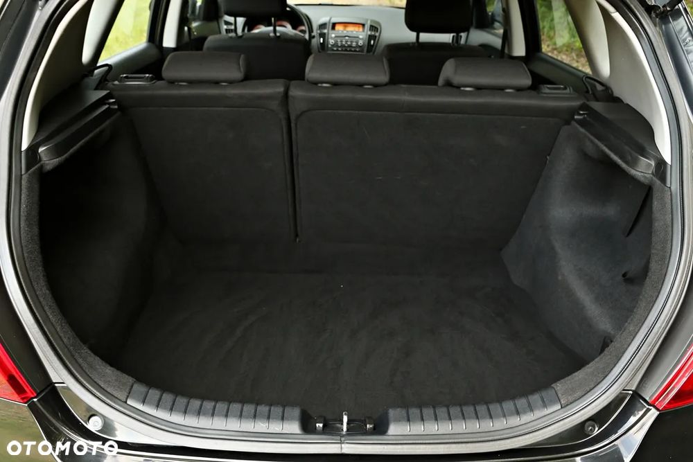 Kia Ceed 1.4 CVVT Attract - 24