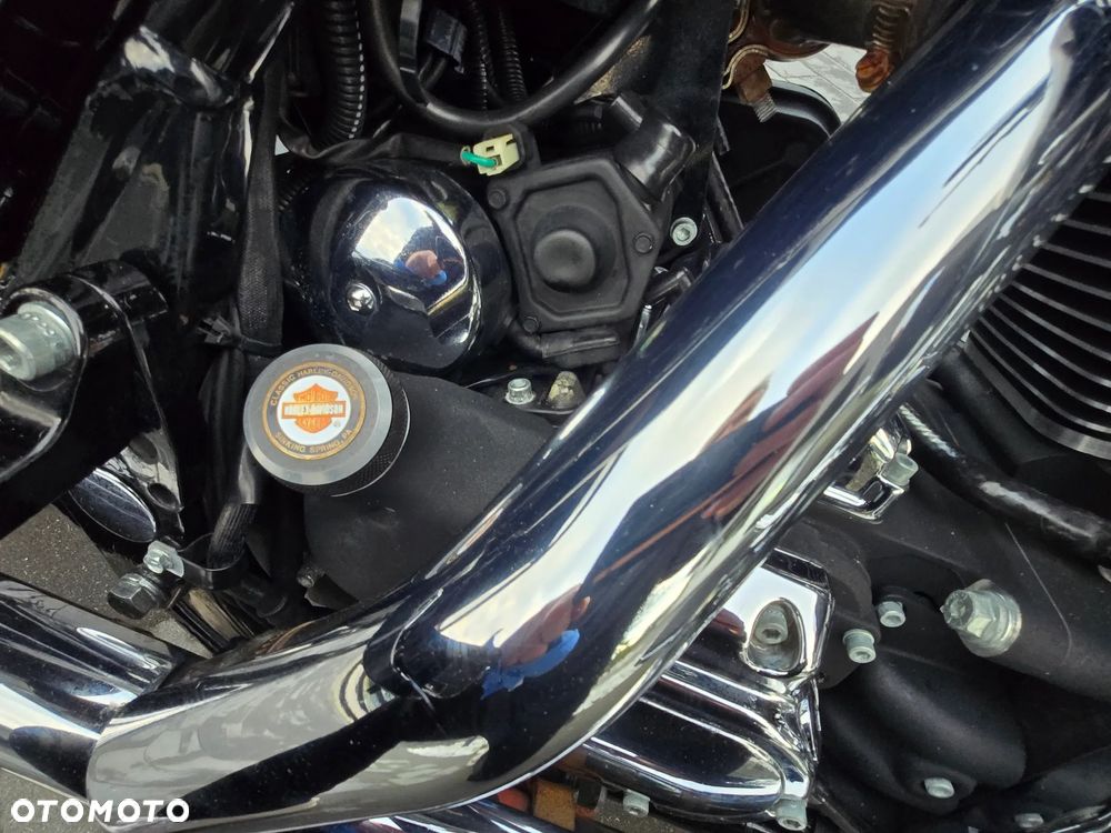 Harley-Davidson Touring Road King - 27