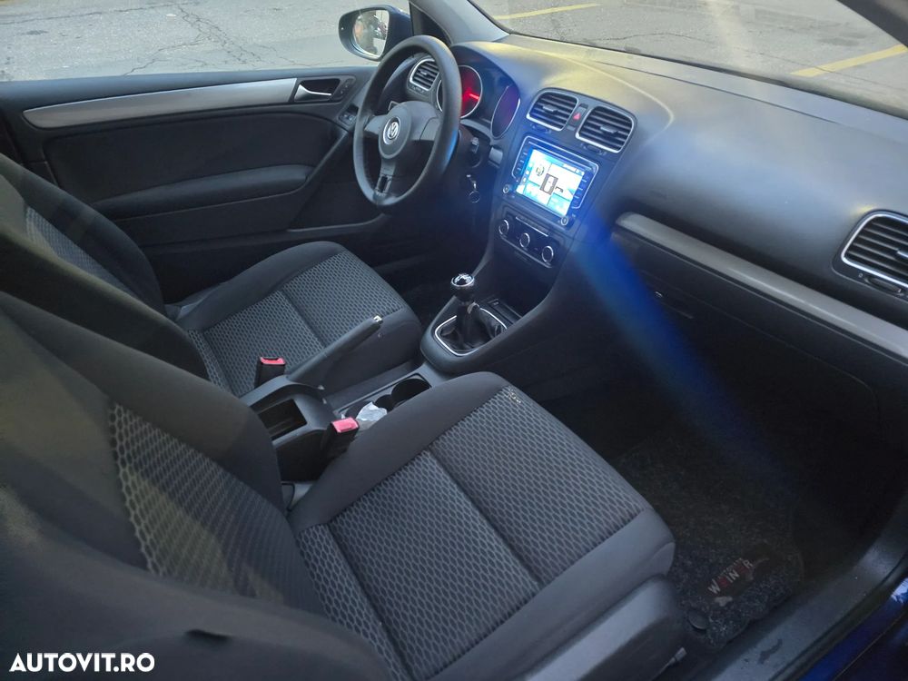 Volkswagen Golf 1.6 TDI BlueMotion Technology DPF Comfortline - 4