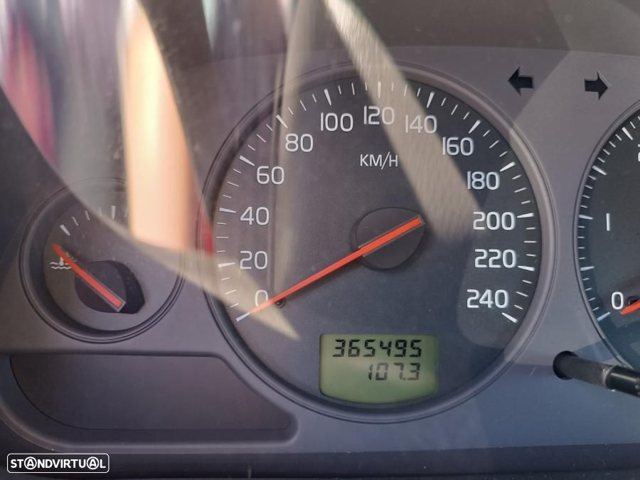 Volvo S40 1.9 D CR - 14