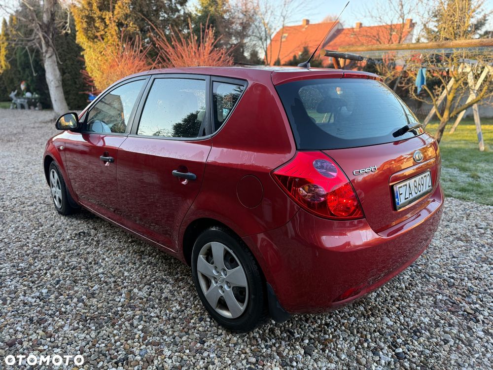 Kia Ceed 1.4 CVVT LX Basis - 15