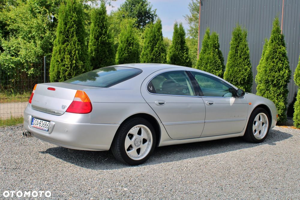 Chrysler 300M - 13