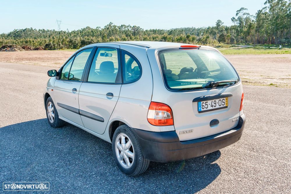 Renault Scénic 1.4 16V RTE - 4