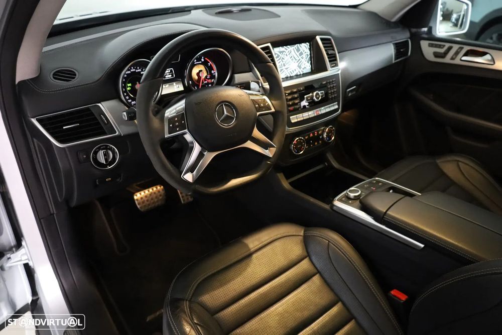 Mercedes-Benz ML 63 AMG 4Matic SpeedshiftFT 7G-TRONIC Performance Package - 7