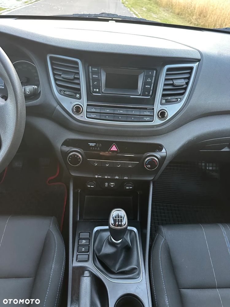 Hyundai Tucson 1.6 GDi 2WD Pure - 15