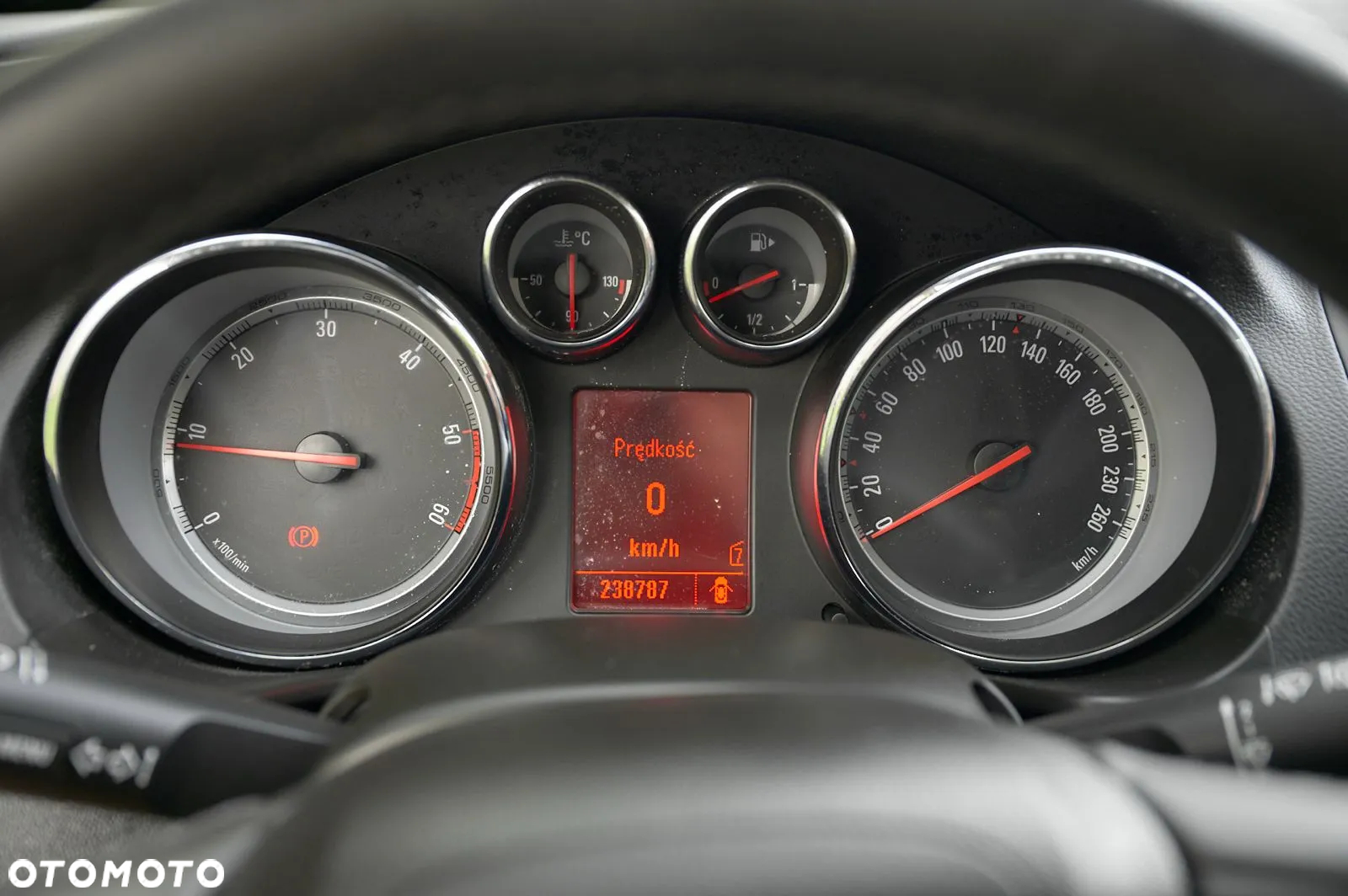 Opel Insignia 2.0 CDTI Cosmo - 33