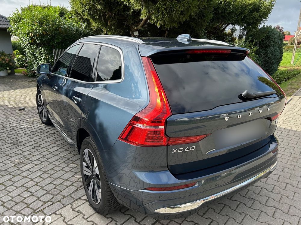 Volvo XC 60 T6 Plug-In Hybrid AWD Core - 3