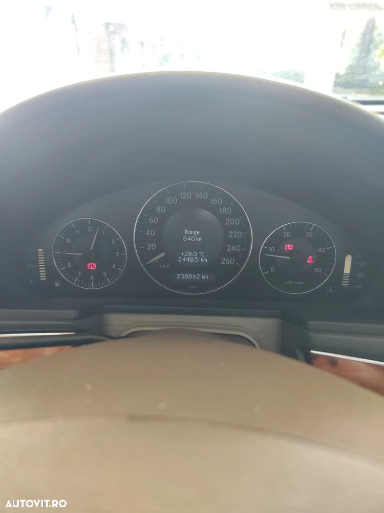 Mercedes-Benz E 220 CDI Avantgarde - 22