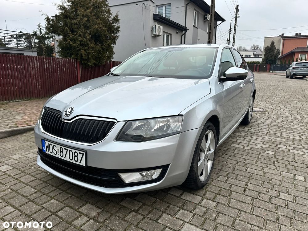 Skoda Octavia 1.6 TDI Style DSG - 3