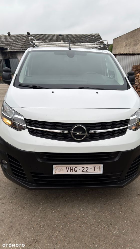 Opel Vivaro - 1