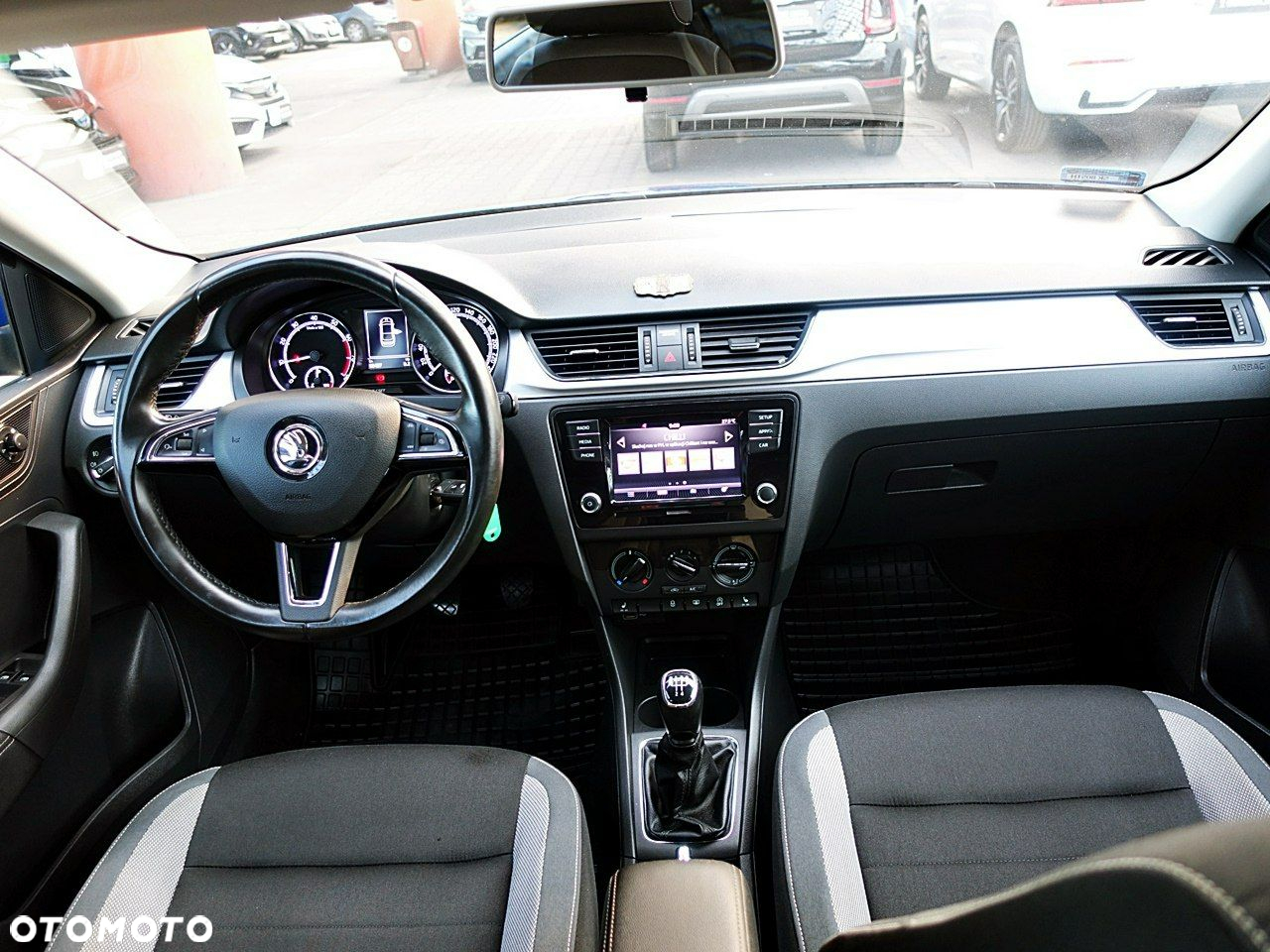 Skoda RAPID - 14