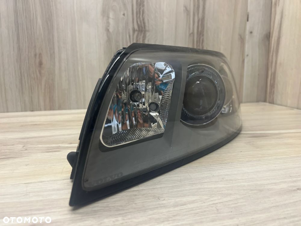 XENON LAMPA LEWA VOLVO V50 S40 EUROPA 30698889 - 4