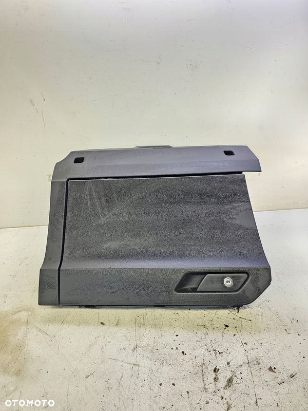 SCHOWEK PASAŻERA AUDI Q3 F3 83A 83B857035 - 1